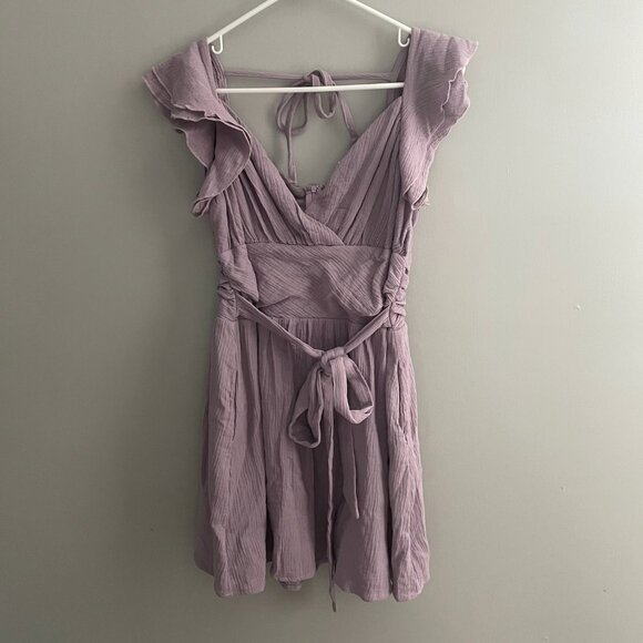 NWT Listiele Ruffle Detail Mini Dress - Size Large, Flirty & Feminine - Picture 1 of 12